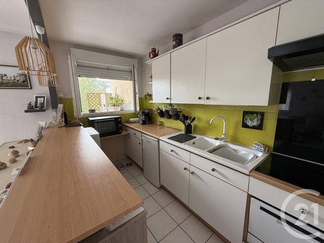 Appartement T3 à vendre - 3 pièces - 58.38 m2 - MARCHEPRIME - 33 - AQUITAINE - Century 21 Duprat & Associés