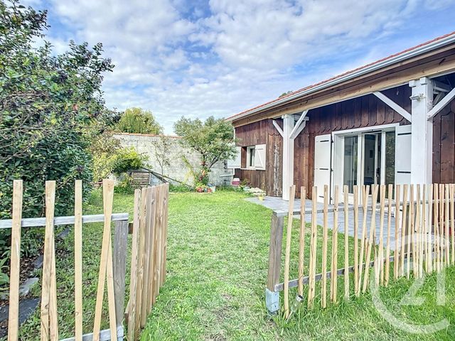 maison à louer - 2 pièces - 33.8 m2 - GUJAN MESTRAS - 33 - AQUITAINE - Century 21 Duprat & Associés