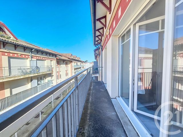 Appartement F3 à louer - 3 pièces - 56.66 m2 - GUJAN MESTRAS - 33 - AQUITAINE - Century 21 Duprat & Associés