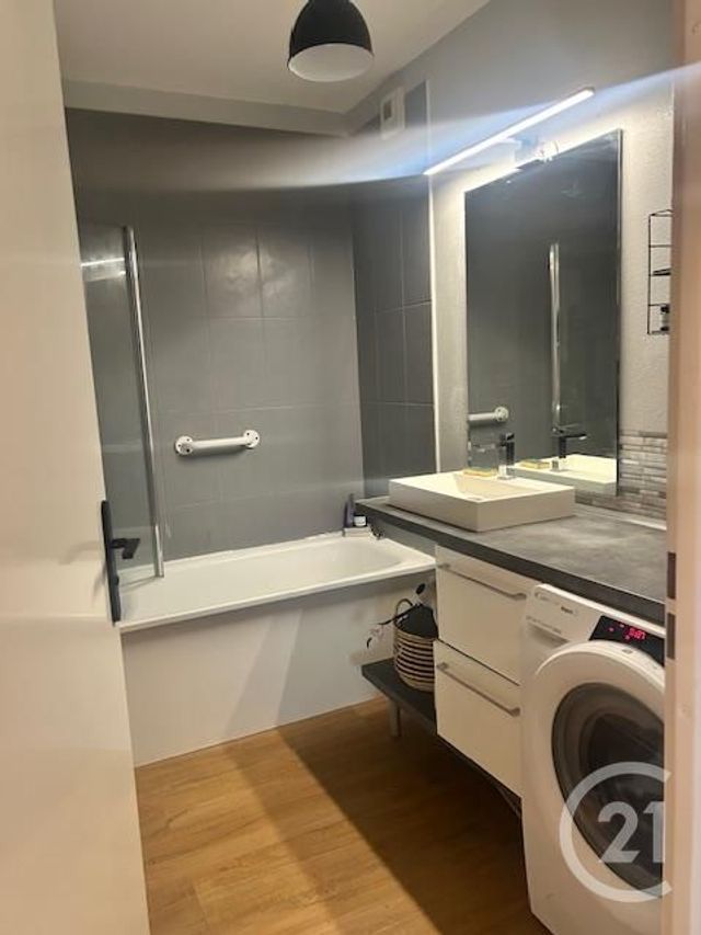 Appartement F2 à louer - 2 pièces - 46.19 m2 - AUDENGE - 33 - AQUITAINE - Century 21 Duprat & Associés