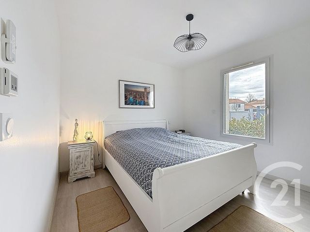 maison à vendre - 5 pièces - 104.0 m2 - ST MAGNE - 33 - AQUITAINE - Century 21 Duprat & Associés