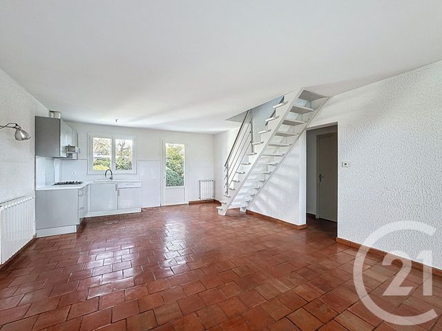 maison à louer - 5 pièces - 92.02 m2 - GUJAN MESTRAS - 33 - AQUITAINE - Century 21 Duprat & Associés