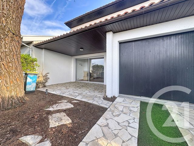 maison à louer - 5 pièces - 92.02 m2 - GUJAN MESTRAS - 33 - AQUITAINE - Century 21 Duprat & Associés