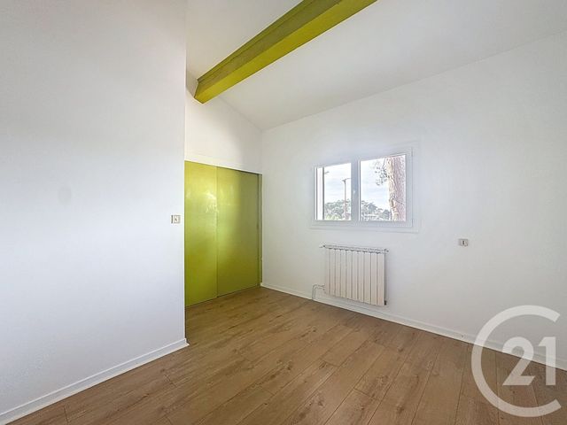 maison à louer - 5 pièces - 92.02 m2 - GUJAN MESTRAS - 33 - AQUITAINE - Century 21 Duprat & Associés