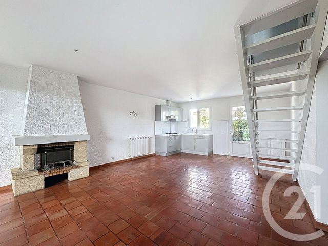 maison à louer - 5 pièces - 92.02 m2 - GUJAN MESTRAS - 33 - AQUITAINE - Century 21 Duprat & Associés