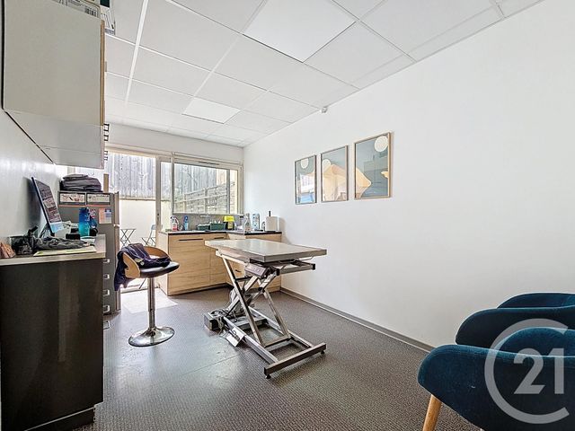 maison à louer - 6 pièces - 65.0 m2 - GUJAN MESTRAS - 33 - AQUITAINE - Century 21 Duprat & Associés