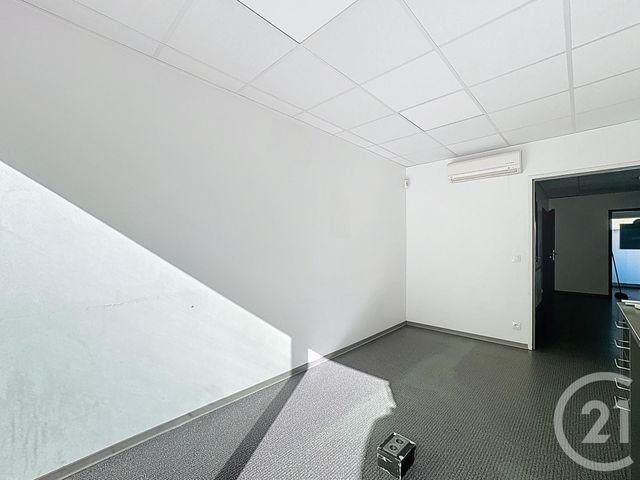 maison à louer - 6 pièces - 65.0 m2 - GUJAN MESTRAS - 33 - AQUITAINE - Century 21 Duprat & Associés