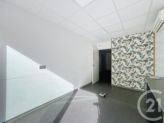 maison à louer - 6 pièces - 65.0 m2 - GUJAN MESTRAS - 33 - AQUITAINE - Century 21 Duprat & Associés