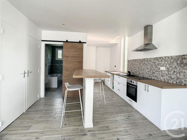Appartement F4 à louer - 4 pièces - 82.44 m2 - AUDENGE - 33 - AQUITAINE - Century 21 Duprat & Associés