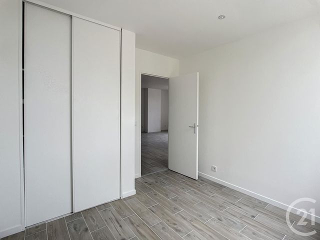 Appartement F4 à louer - 4 pièces - 82.44 m2 - AUDENGE - 33 - AQUITAINE - Century 21 Duprat & Associés