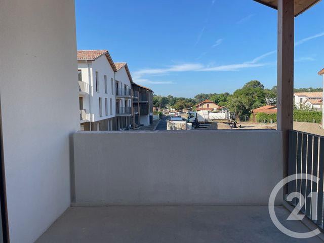 Appartement F2 à louer - 2 pièces - 45.07 m2 - MIOS - 33 - AQUITAINE - Century 21 Duprat & Associés