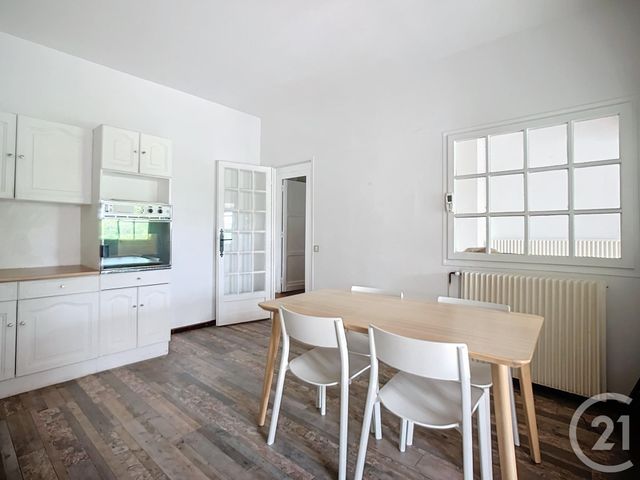 Appartement T5 à louer - 5 pièces - 162.01 m2 - BIGANOS - 33 - AQUITAINE - Century 21 Duprat & Associés