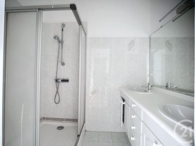 Appartement T5 à louer - 5 pièces - 162.01 m2 - BIGANOS - 33 - AQUITAINE - Century 21 Duprat & Associés