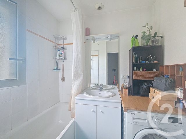 Appartement F2 à louer - 2 pièces - 45.94 m2 - BIGANOS - 33 - AQUITAINE - Century 21 Duprat & Associés