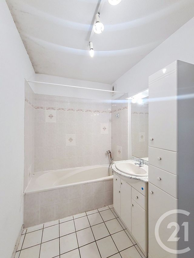 Appartement F2 à vendre - 2 pièces - 44.34 m2 - MARCHEPRIME - 33 - AQUITAINE - Century 21 Duprat & Associés