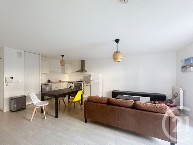Appartement F3 à louer - 3 pièces - 64.81 m2 - LANTON - 33 - AQUITAINE - Century 21 Duprat & Associés
