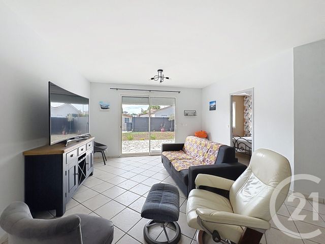 maison à louer - 4 pièces - 88.93 m2 - GUJAN MESTRAS - 33 - AQUITAINE - Century 21 Duprat & Associés