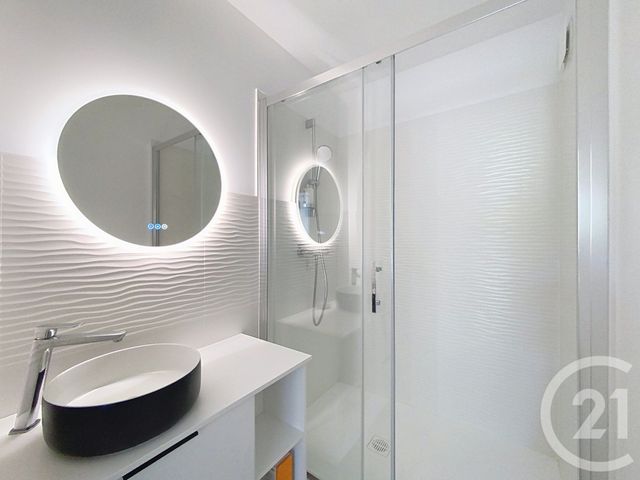 Appartement T2 à louer - 2 pièces - 32.32 m2 - ARCACHON - 33 - AQUITAINE - Century 21 Duprat & Associés