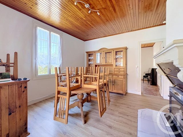 maison à louer - 4 pièces - 99.0 m2 - GUJAN MESTRAS - 33 - AQUITAINE - Century 21 Duprat & Associés