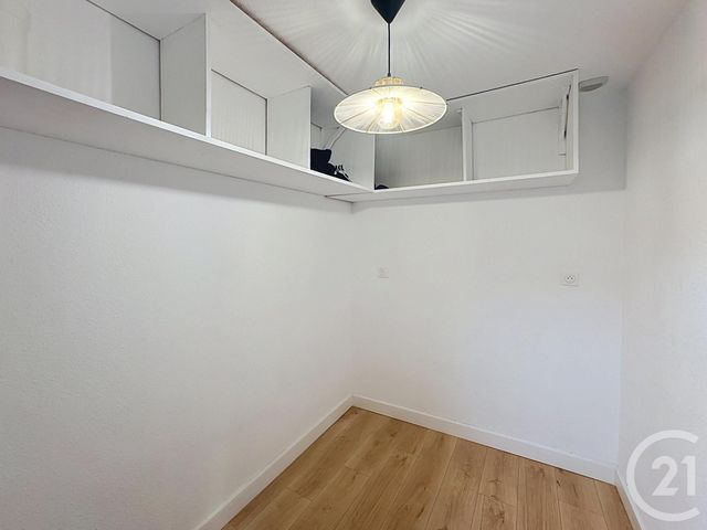 Appartement F1 à louer - 1 pièce - 29.46 m2 - GUJAN MESTRAS - 33 - AQUITAINE - Century 21 Duprat & Associés