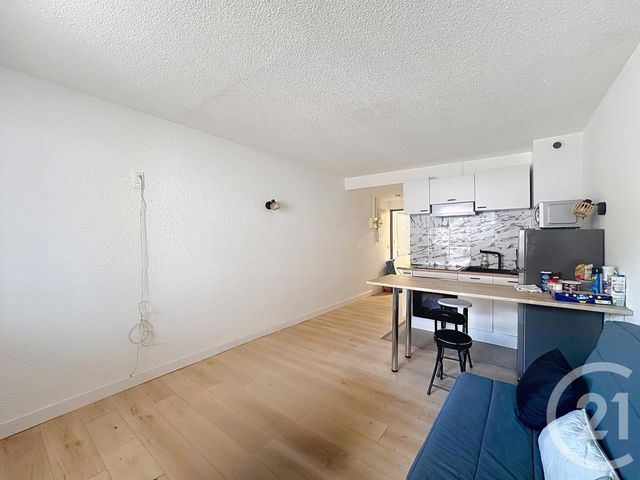 Appartement F1 à louer - 1 pièce - 29.46 m2 - GUJAN MESTRAS - 33 - AQUITAINE - Century 21 Duprat & Associés