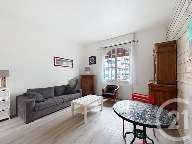 Appartement F2 à louer - 2 pièces - 40.23 m2 - ARCACHON - 33 - AQUITAINE - Century 21 Duprat & Associés