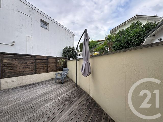 Appartement F2 à louer - 2 pièces - 40.23 m2 - ARCACHON - 33 - AQUITAINE - Century 21 Duprat & Associés