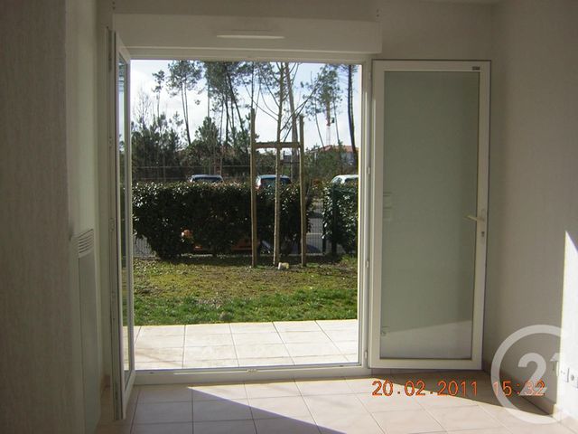 Afficher la photo en grand Appartement F1 à vendre - 1 pièce - 27.46 m2 - AUDENGE - 33 - AQUITAINE - Century 21 Access Immobilier
