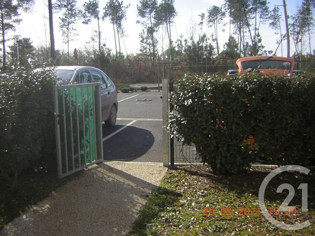 Afficher la photo en grand Appartement F1 à vendre - 1 pièce - 27.46 m2 - AUDENGE - 33 - AQUITAINE - Century 21 Access Immobilier