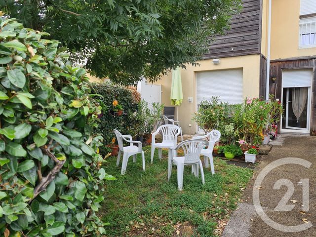 Afficher la photo en grand Appartement F1 à vendre - 1 pièce - 27.46 m2 - AUDENGE - 33 - AQUITAINE - Century 21 Access Immobilier