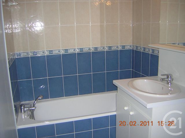 Afficher la photo en grand Appartement F1 à vendre - 1 pièce - 27.46 m2 - AUDENGE - 33 - AQUITAINE - Century 21 Access Immobilier