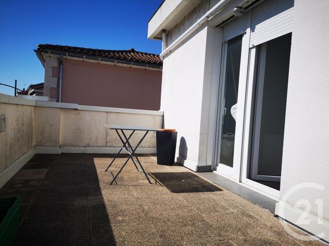 Afficher la photo en grand Appartement F3 à vendre - 3 pièces - 49.62 m2 - GUJAN MESTRAS - 33 - AQUITAINE - Century 21 Access Immobilier