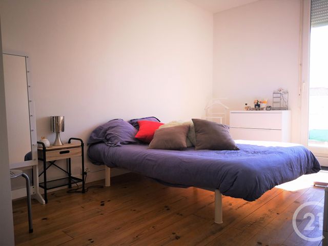 Afficher la photo en grand Appartement F3 à vendre - 3 pièces - 49.62 m2 - GUJAN MESTRAS - 33 - AQUITAINE - Century 21 Access Immobilier
