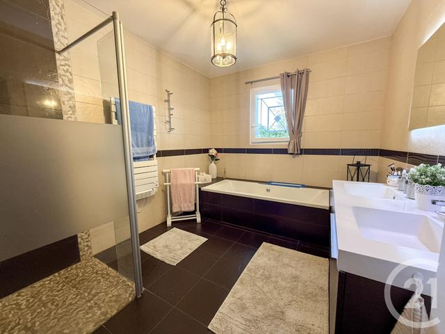 maison à vendre - 6 pièces - 176.0 m2 - MIOS - 33 - AQUITAINE - Century 21 Duprat & Associés